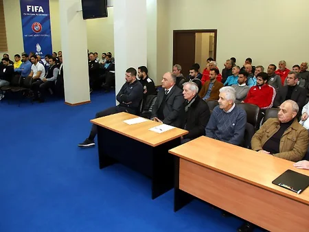 AFFA-da klub nümayəndələri ilə görüş
