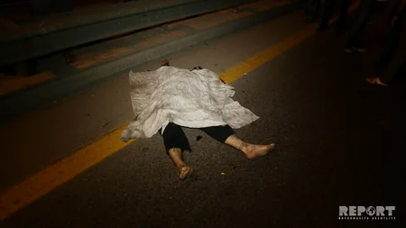 Bakıda avtomobil yerüstü piyada keçidindən keçməyən şəxsi vuraraq öldürüb - FOTO - VİDEO - YENİLƏNİB