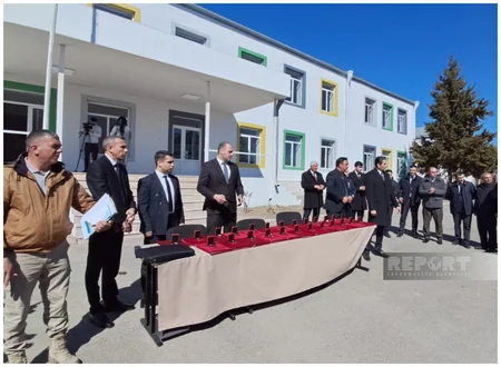 Ağdərənin Həsənriz kəndinə növbəti köç karvanı çatıb, açarlar təqdim edilib - YENİLƏNİB-2