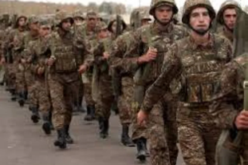 СМИ: Зажиточные и высокопоставленные лица Армении не хотят отправлять своих детей в Нагорный Карабах