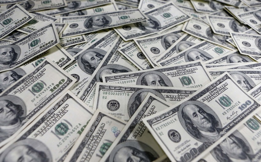 Çin bazara daha 70 mlrd. dollar çıxarıb
