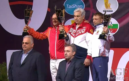 Azərbaycanın qadın güləşi üzrə milli komandası Avropa çempionatında ikinci yeri tutub