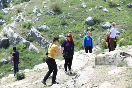 Norveçli səyahətçilər Cıdır düzündə olublar