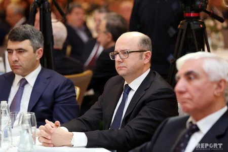 Bakıda Yeni Azərbaycan Partiyasının təşkilatçılığı ilə Möhtəşəm quruculuq: dünən, bu gün, sabah adlı konfrans keçirilib