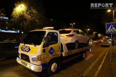 Bakıda sürücü maşını qadına yol verən avtomobilə çırpıb, piyada yaralanıb - FOTO - VİDEO - YENİLƏNİB