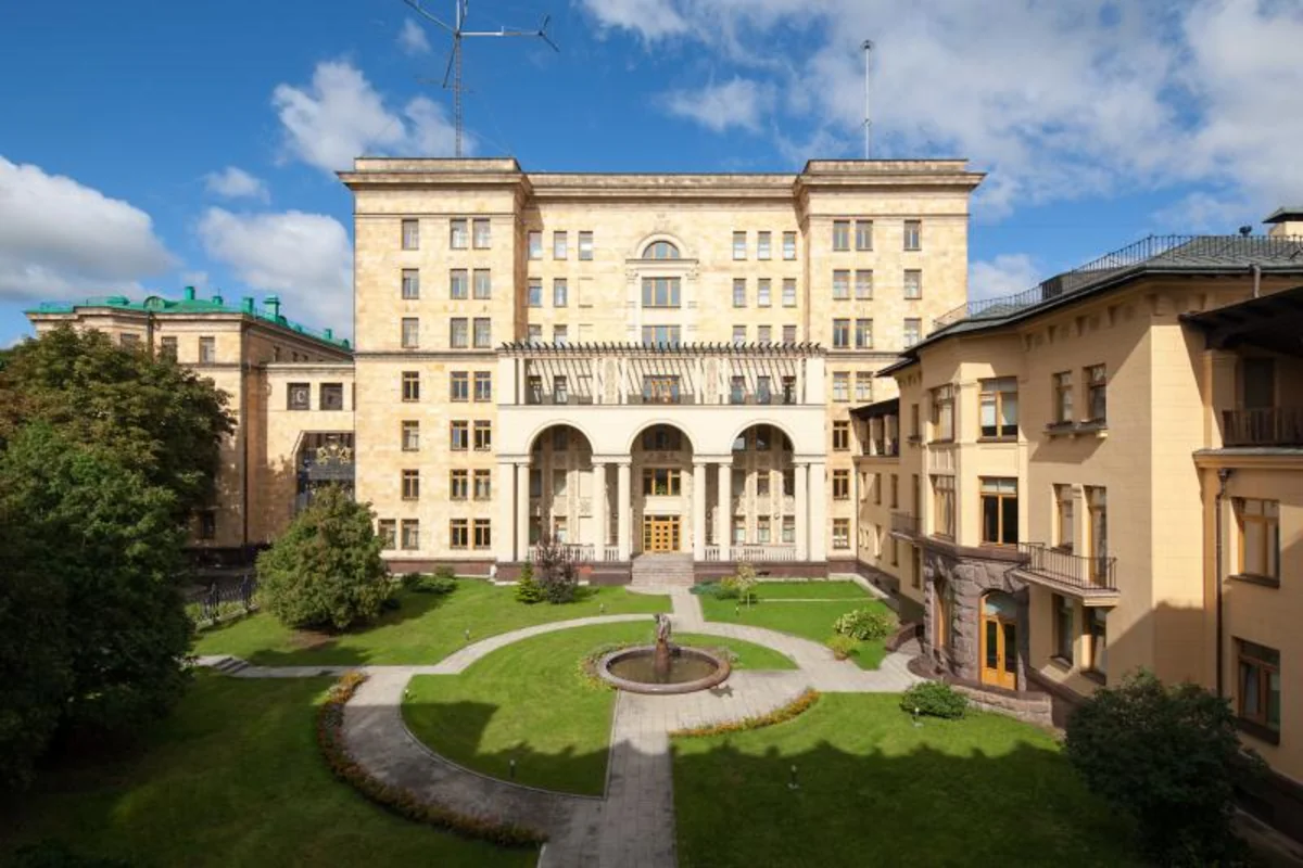 Russia expels 20 Czech diplomats