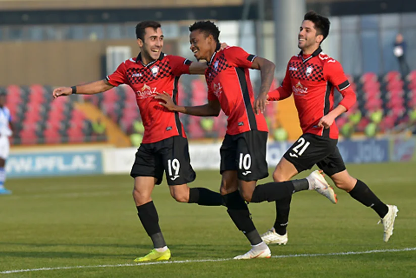 Yunanıstan klubu Qəbələnin futbolçusu ilə maraqlanır