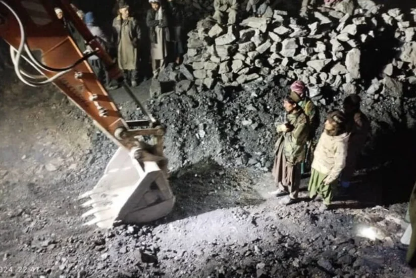 Əfqanıstanda 35-dən çox fəhlə mədən uçqunu altında qalıb