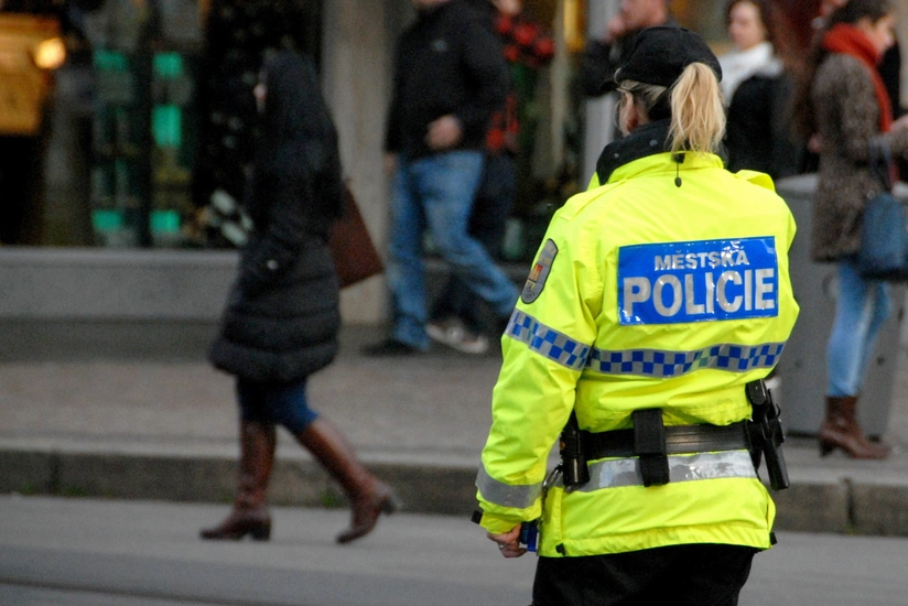 Çexiyada bomba təhlükəsi səbəbindən 600-ə yaxın insan təxliyə edilib