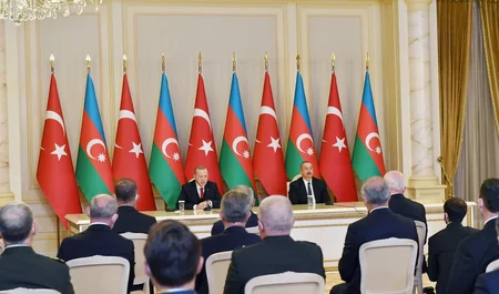 Azərbaycan və Türkiyə prezidentləri mətbuata birgə bəyanatlarla çıxış ediblər