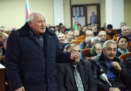 Könül Nurullayeva Qarabağ müharibəsi əlilləri, veteranları, şəhid ailələri və Çernobıl əlilləri ilə görüşüb