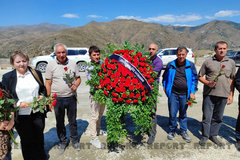 Bir qrup sakin Kəlbəcər Şəhidlər xiyabanını ziyarət edib