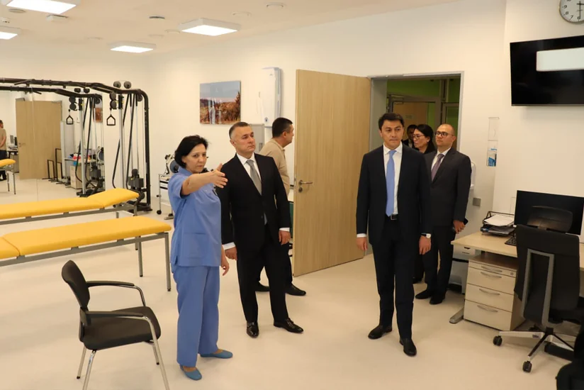 Azərbaycanın səhiyyə naziri Özbəkistana gedib
