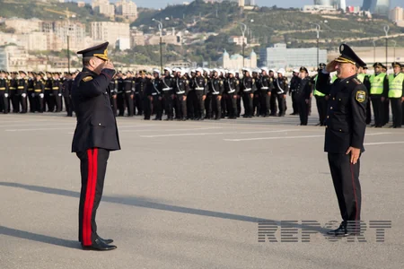 BŞBPİ-nin rəisi Mirqafar Seyidov yol polislərininin sıra baxışını keçirib - FOTO