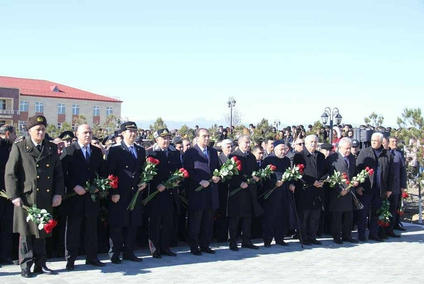 Qərb bölgəsində Xocalı soyqırımı anıldı - FOTO