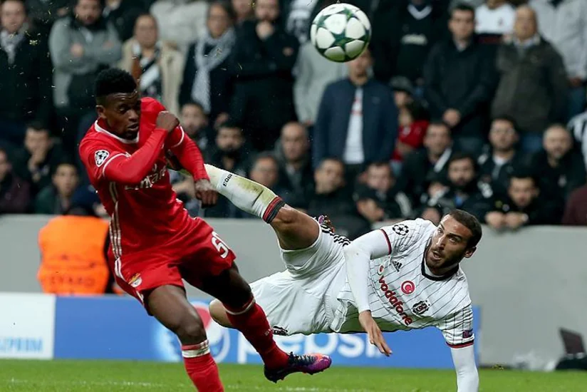 Бешикташ отыгрался с 0:3 в матче с Бенфикой - ВИДЕО