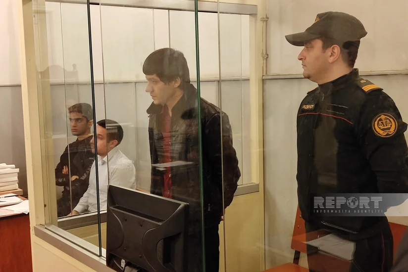 Bakıda tanınmış vəkilin qardaşını qətlə yetirməkdə təqsirləndirilən şəxsin məhkəməsi başlayıb