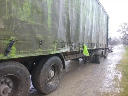 Qubada sərnişin avtobusu qəzaya düşüb, 15 nəfər xəsarət alıb - FOTO