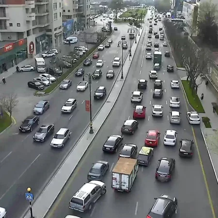 Bakının bir sıra yollarında tıxac var – SİYAHI
