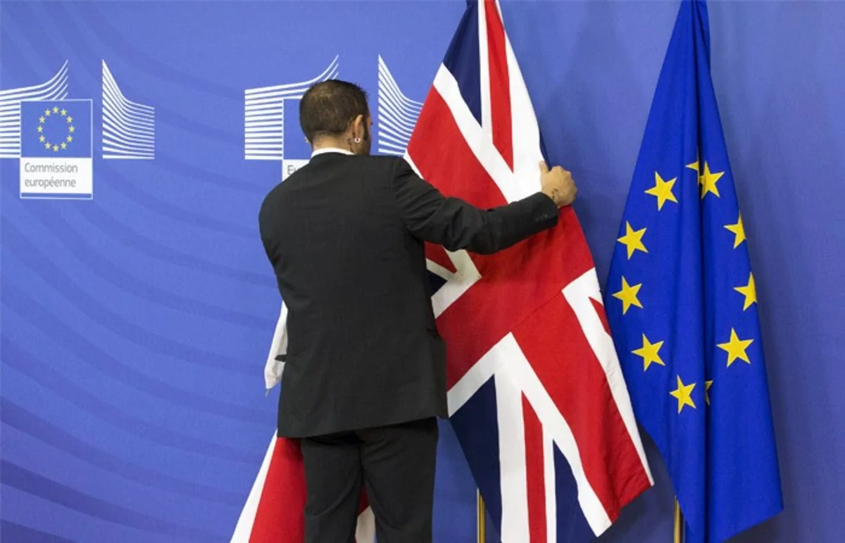 Aİ Britaniya Parlamentində keçiriləcək səsvermə ərəfəsində Tereza Meyə Brexitlə bağlı məktub göndərib
