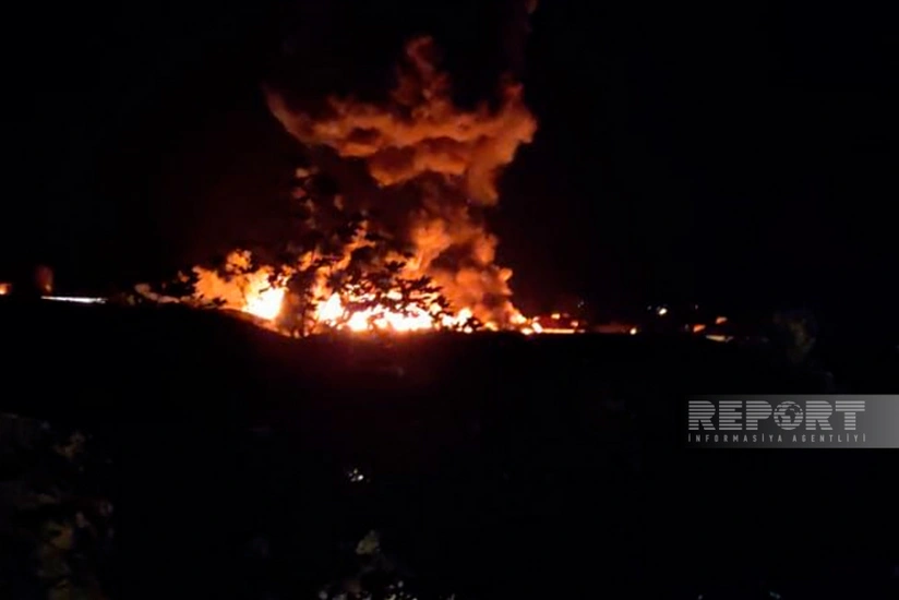 Şərur şəhərində ticarət mərkəzində yanğın olub