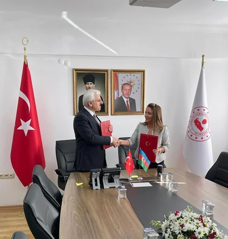 Azərbaycanın QHT Agentliyi və Türkiyə DİN arasında memorandum imzalanıb
