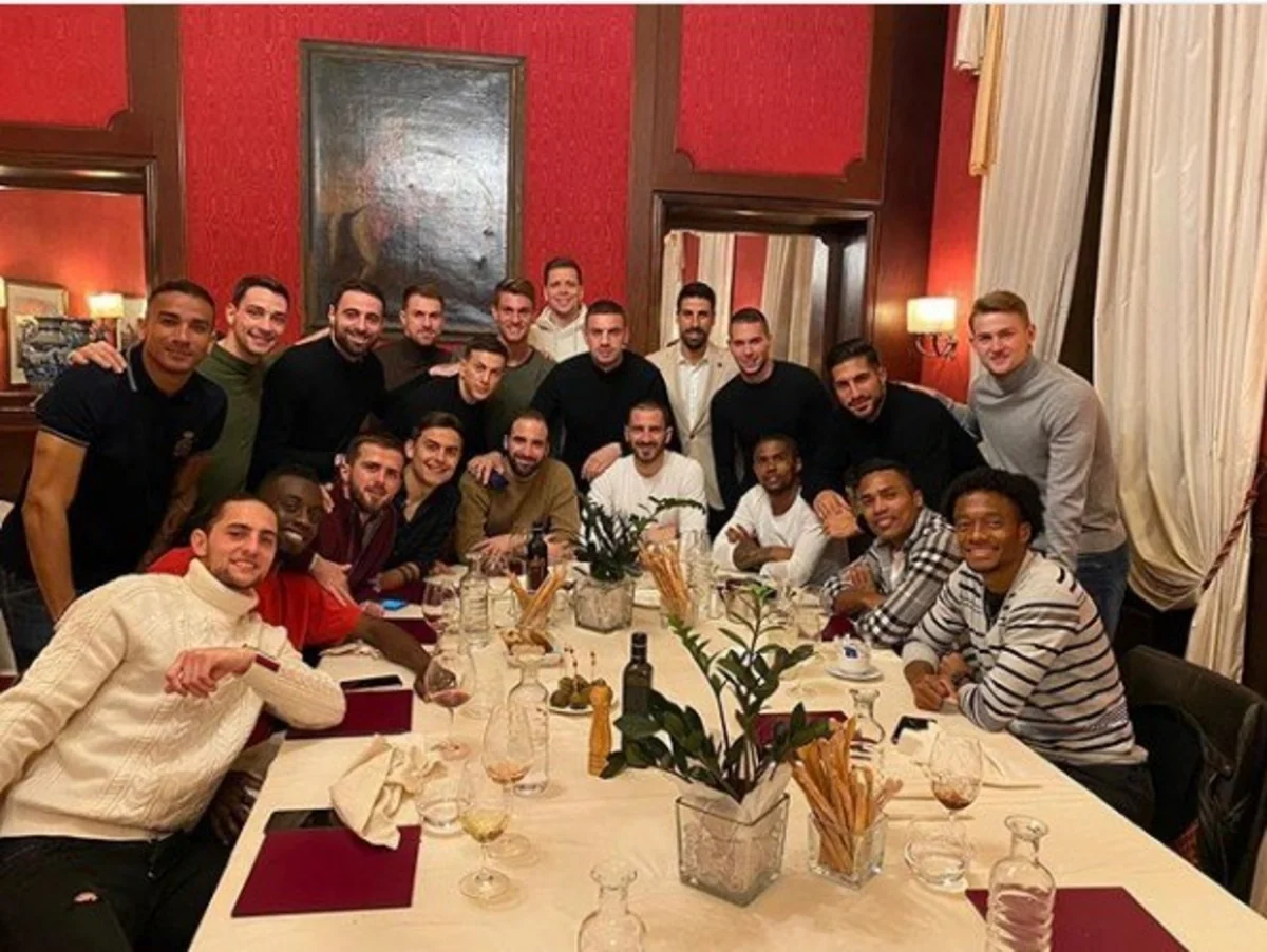 Ronaldu Yuventusun futbolçuları ilə birgə nahar yeməyinə qatılmayıb