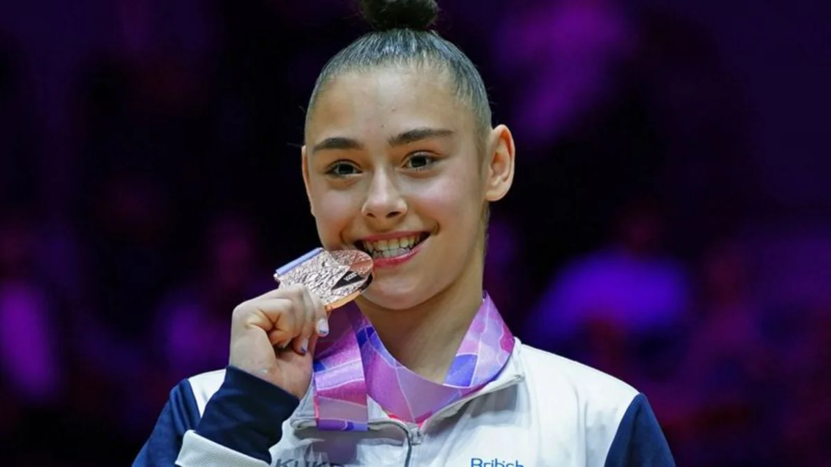 Azərbaycan əsilli gimnast dünya çempionatında tarixi nəticəyə imza atıb