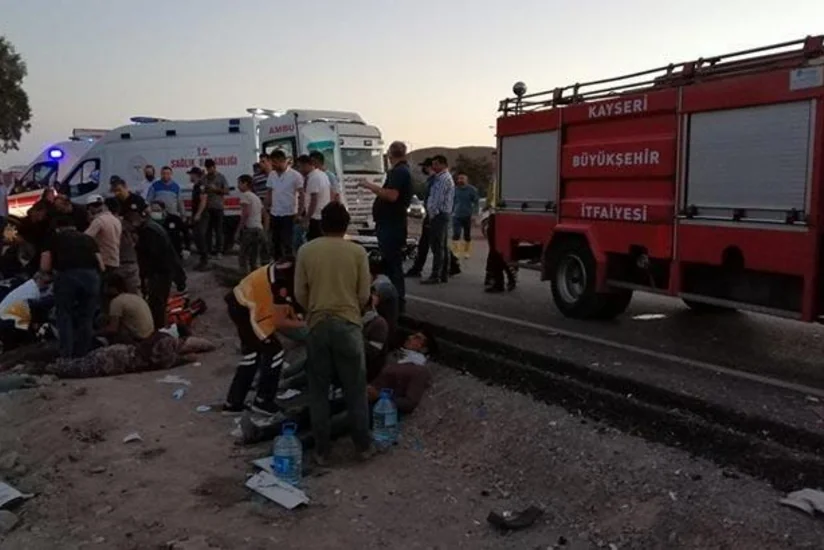 Тяжелое ДТП в Турции: 18 пострадавших