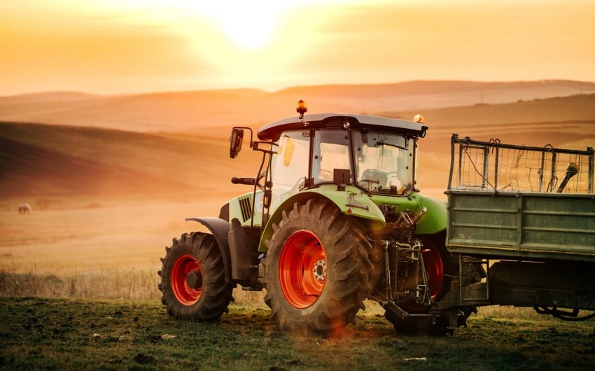 Azərbaycan 2 ölkədən traktor alışını bərpa edib