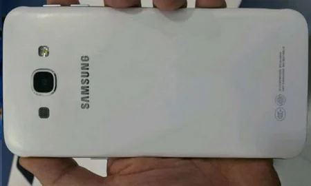 ​Samsung Galaxy A8in ilk görüntüləri yayılıb