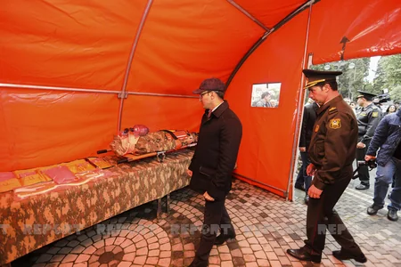 Böyük zəfərin yarmarkasından - FOTOREPORTAJ