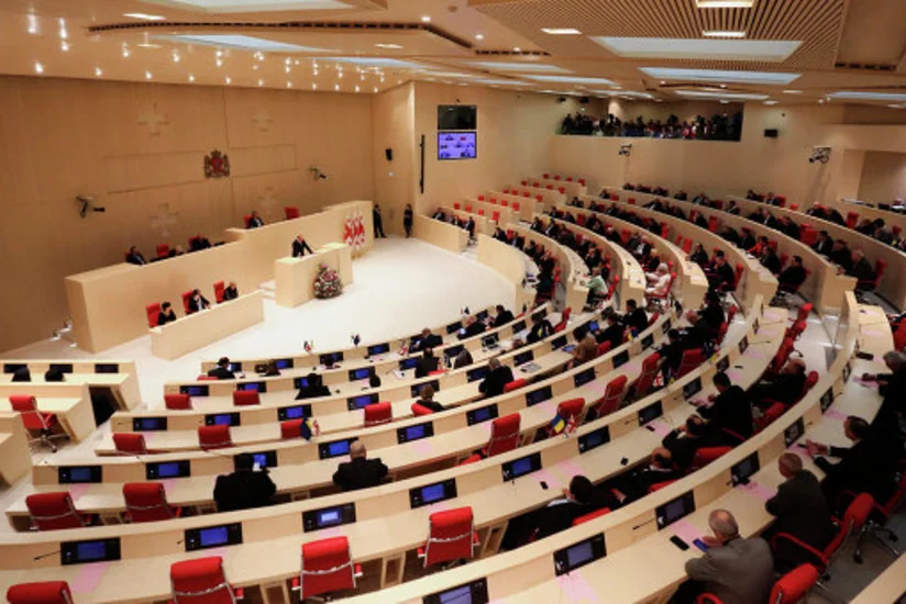 Gürcüstan parlamenti yeni hökümətə etimad göstərdi