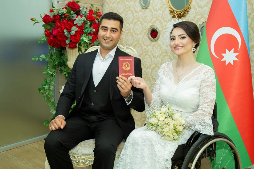 Qazi ilə ailə quran paralimpiyaçı: Onunla təsadüf nəticəsində tanış olmuşuq