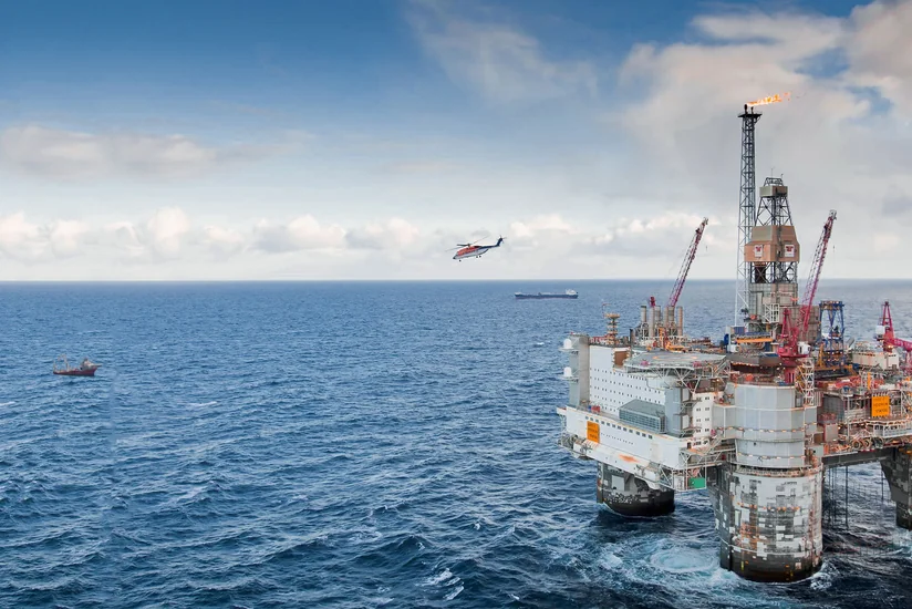 Российский эксперт: При сокращении экспорта нефти из Ирана, цены на нефть повысятся до 90 долларов за баррель