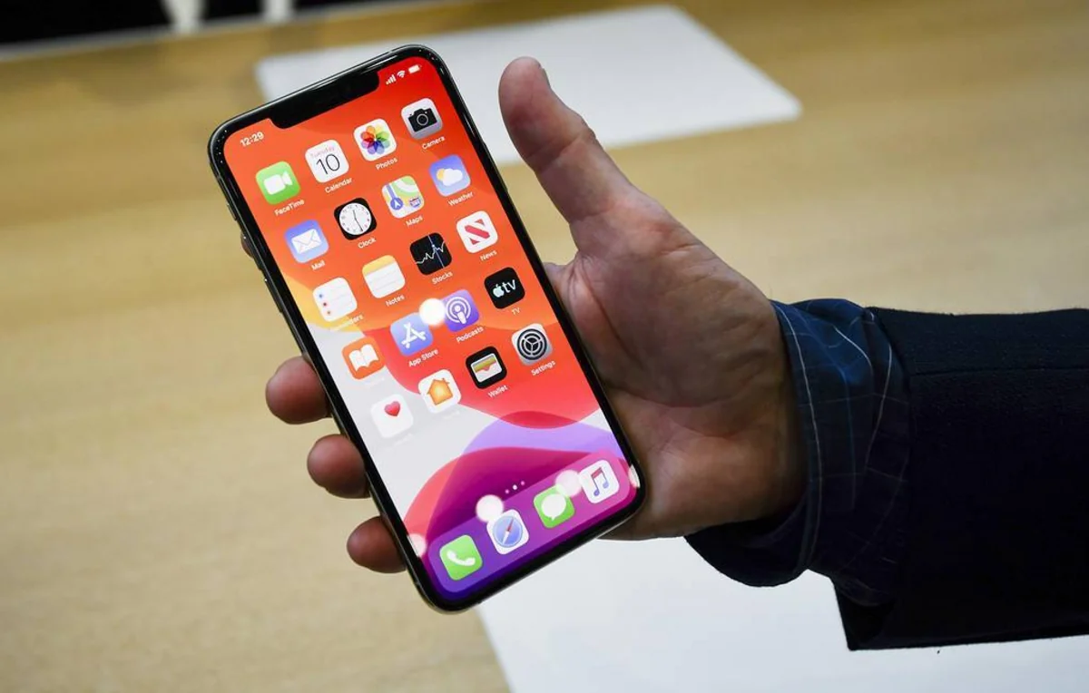 В России рекордно снизилась цена на последний iPhone