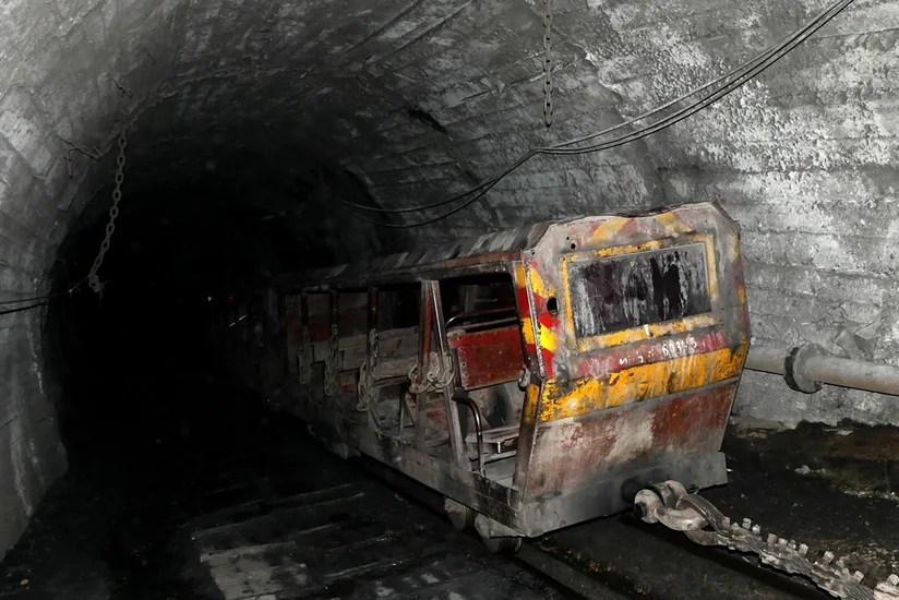В результате взрыва в угольной шахте в Грузии погиб один человек, восемь ранены