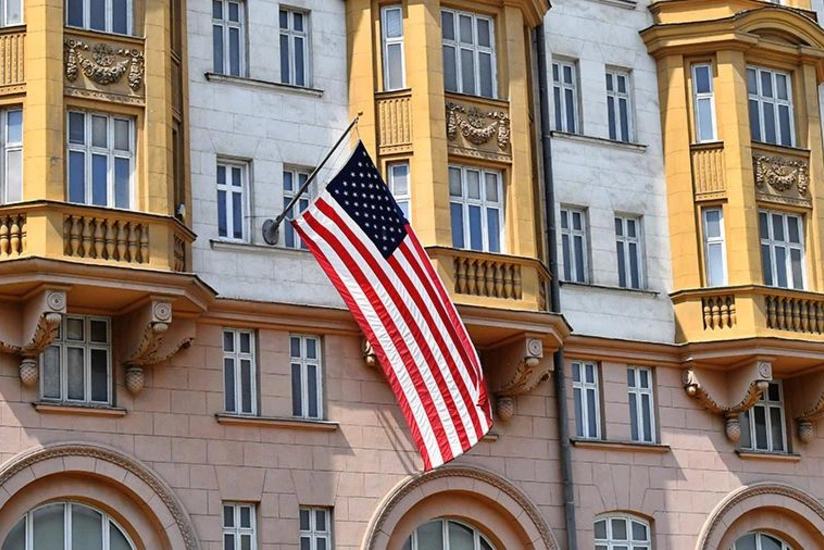 US stops issuing nonimmigrant visas to Russians
