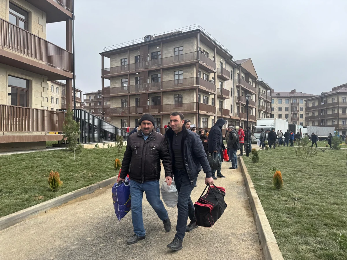 Növbəti köç karvanı ilə Cəbrayıla çatan ailələrə evlərinin açarları təqdim olunub - YENİLƏNİB-3