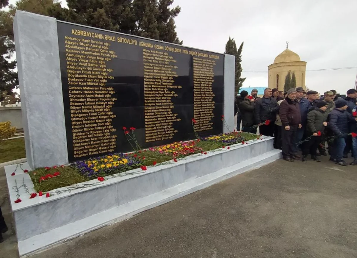 Gəncədə Azərbaycanın ərazi bütövlüyü uğrunda itkin düşmüş şəxslərin adları əbədiləşdirilib