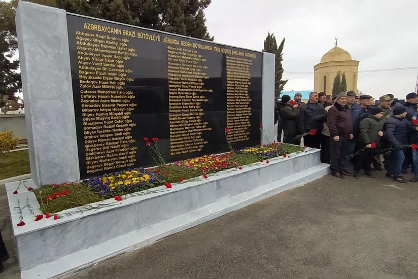 Gəncədə Azərbaycanın ərazi bütövlüyü uğrunda itkin düşmüş şəxslərin adları əbədiləşdirilib
