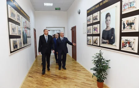 Prezident İlham Əliyev əsaslı təmir edilən 268 saylı xüsusi məktəbdə yaradılan şəraitlə tanış olub