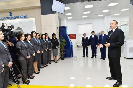Prezident İlham Əliyev 1 saylı “ASAN Kommunal” Mərkəzinin açılışında iştirak edib