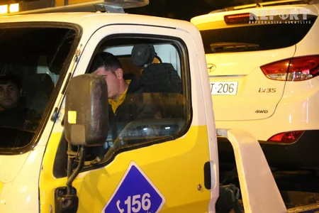 Bakıda sürücü maşını qadına yol verən avtomobilə çırpıb, piyada yaralanıb - FOTO - VİDEO - YENİLƏNİB