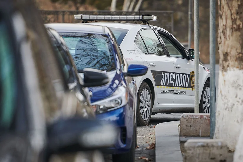 В Тбилиси полиция не разрешила установить палатку около здания парламента, есть задержанный