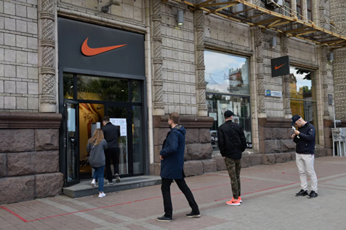Nike сворачивает свое присутствие в России