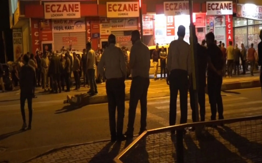 Türkiyədə kütləvi dava zamanı 1 nəfər ölüb, 11 insan yaralanıb