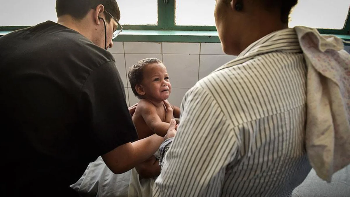 Scientists say parechovirus causes brain damage in babies