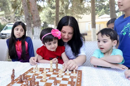 Azərbaycan Şahmat Federasiyası uşaq evini ziyarət edib