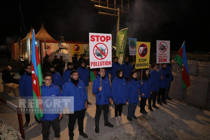 Акция на дороге Ханкенди-Лачын продолжается и в вечернее время